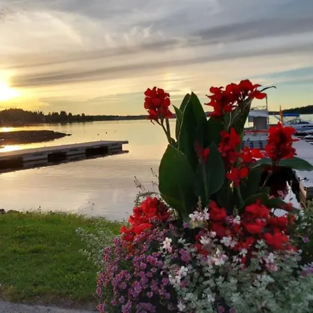 Lomayksioe C 3 Sotkamon Keskustassa *