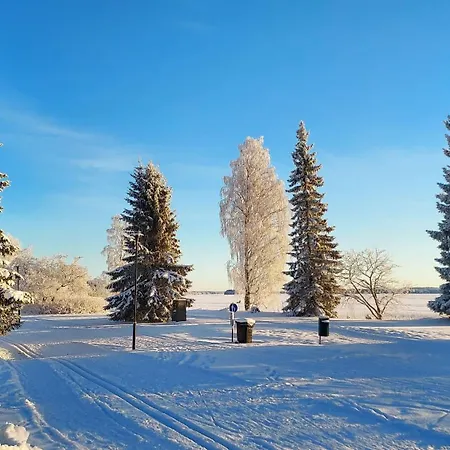 Lomayksioe C 3 Sotkamon Keskustassa * Соткамо