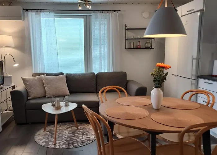 Lomayksioe C 3 Sotkamon Keskustassa