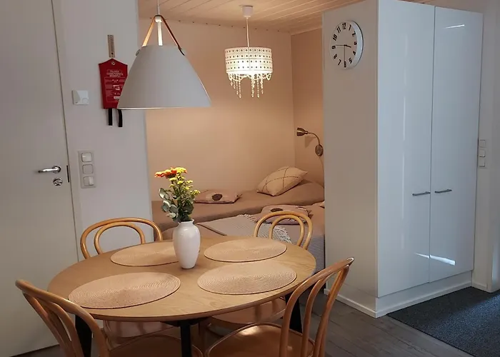 Lomayksioe C 3 Sotkamon Keskustassa *